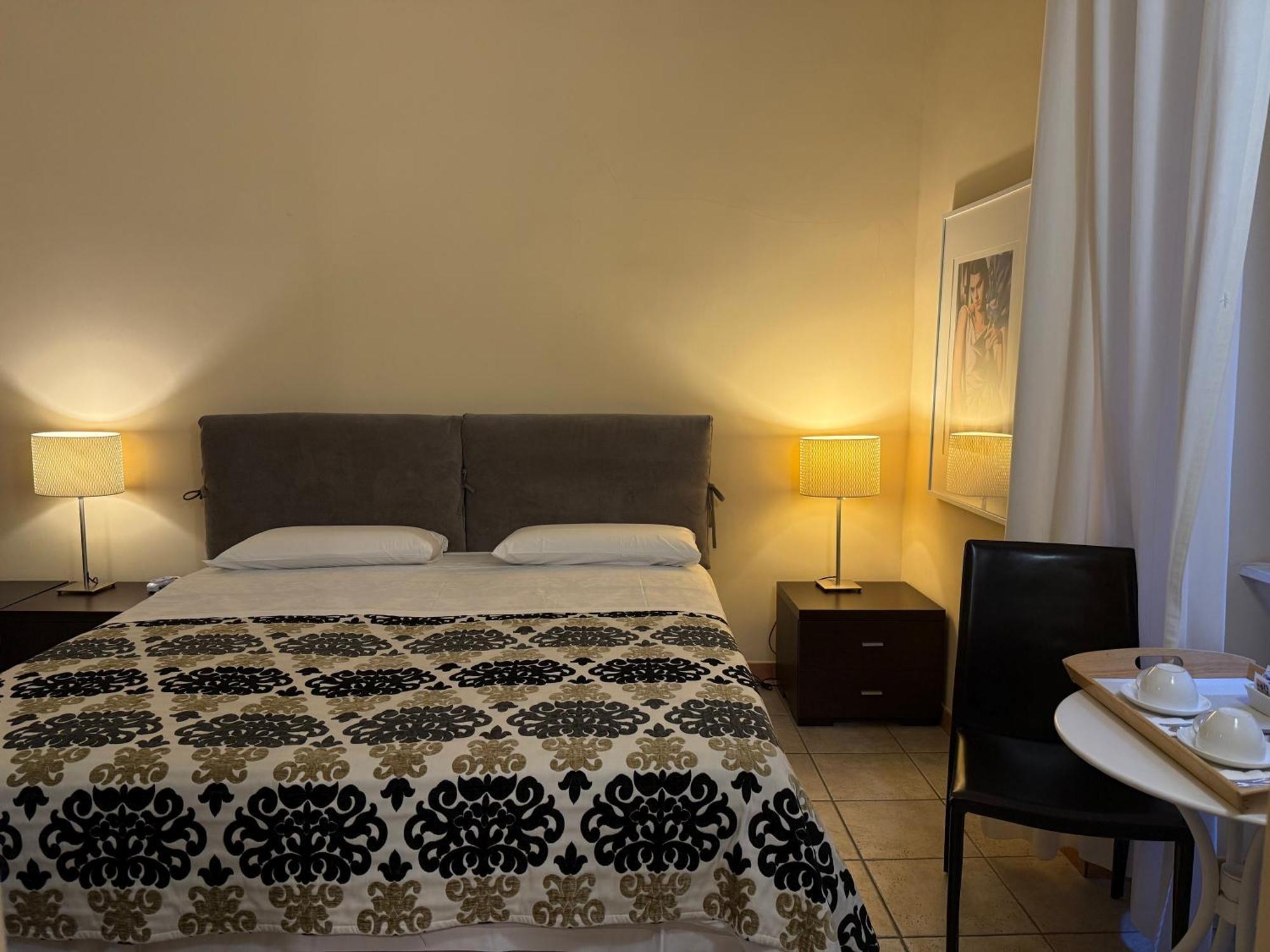 Glamour Center Of Casa de hóspedes 2*
