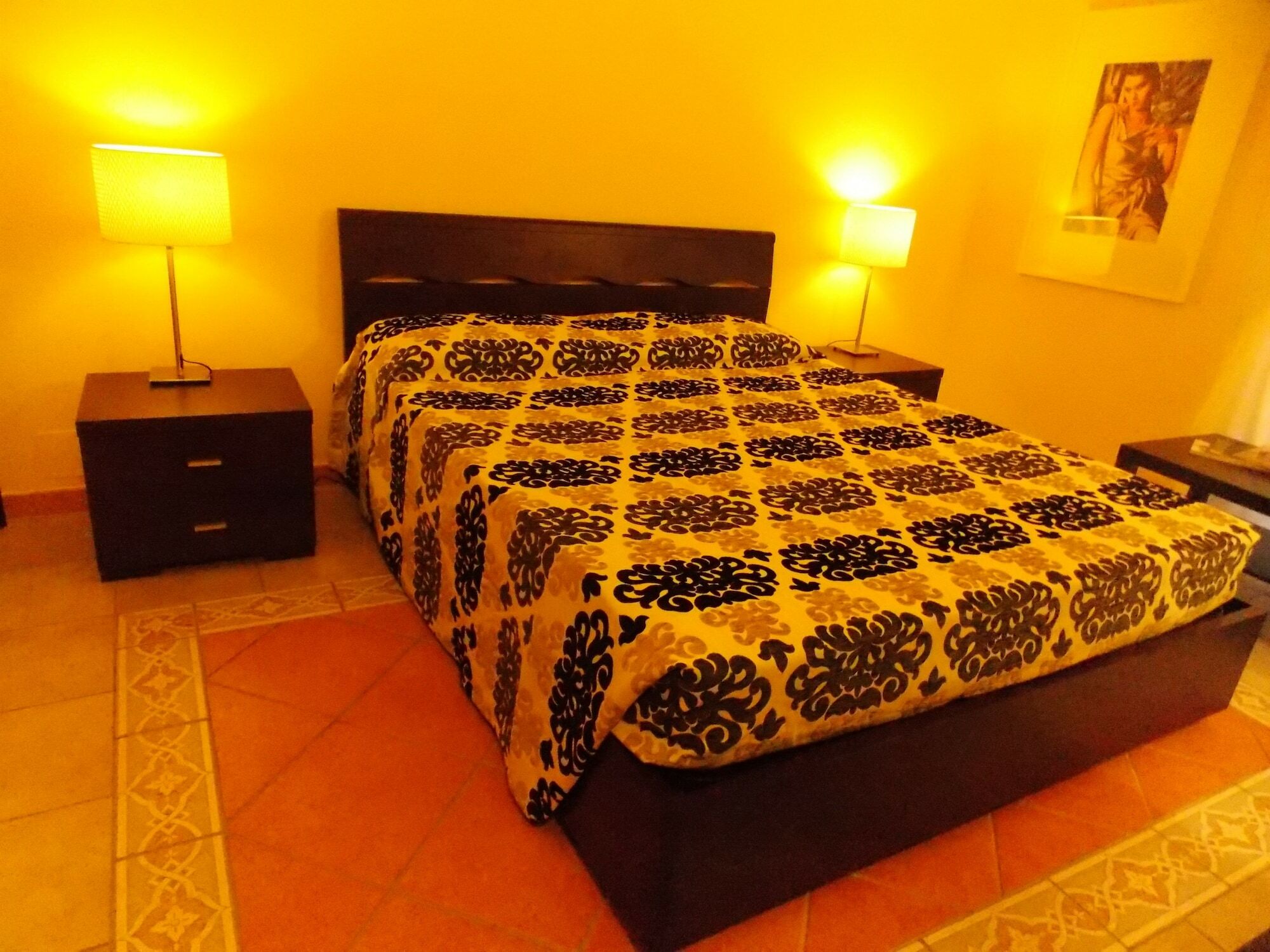 Glamour Center Of Casa de hóspedes 2*